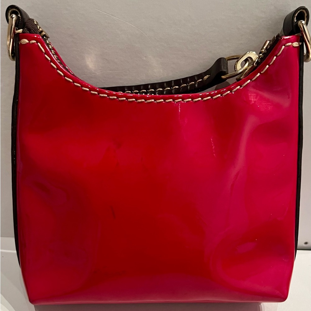 Dooney & Bourke Bitsy Handbag Red Patent Leather Purse Beautiful Vintage NoStrap - Picture 2 of 6